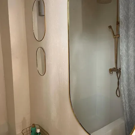 Casita Rustica En El Mar